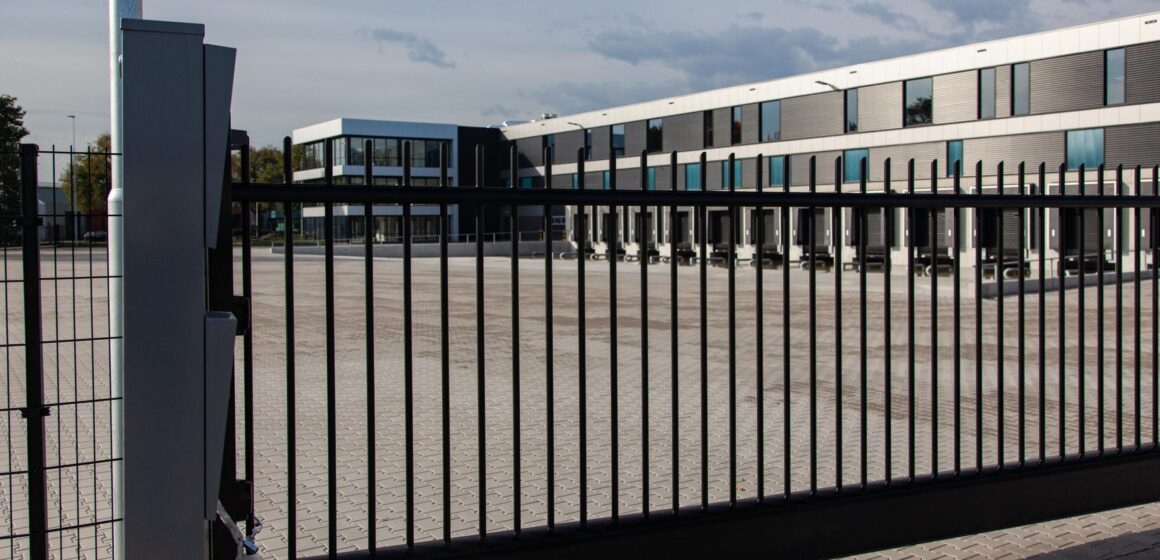 How Do Electric Gates Work: A Step-by-Step Process